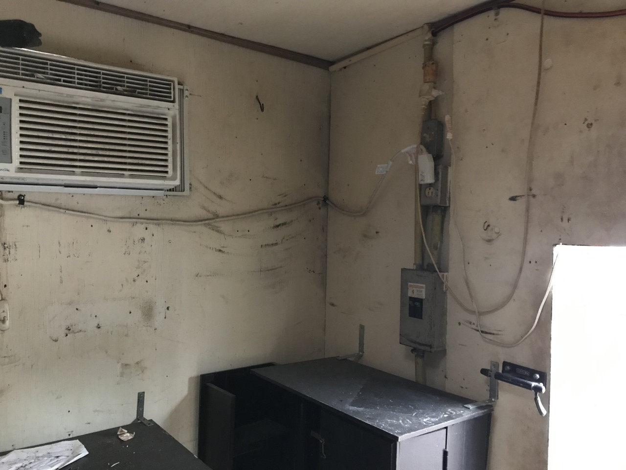 Then The inside of the sleeper. Then…. before the clean up & paint TopKick Truck. Looking for mattress size 72x32 if you know anything.. click to here to contribute to moneyboytv continue light the community